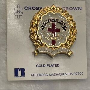Beautiful vintage Gold Tone First year Presbyterian Sunday School Pin.